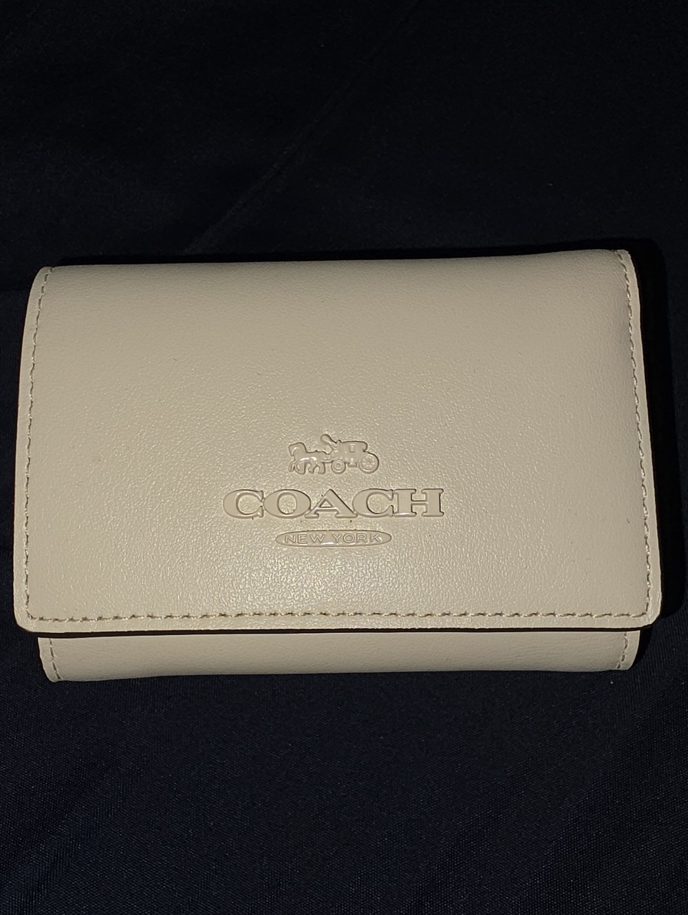 COACH Cream Leather Wallet Raised Logo